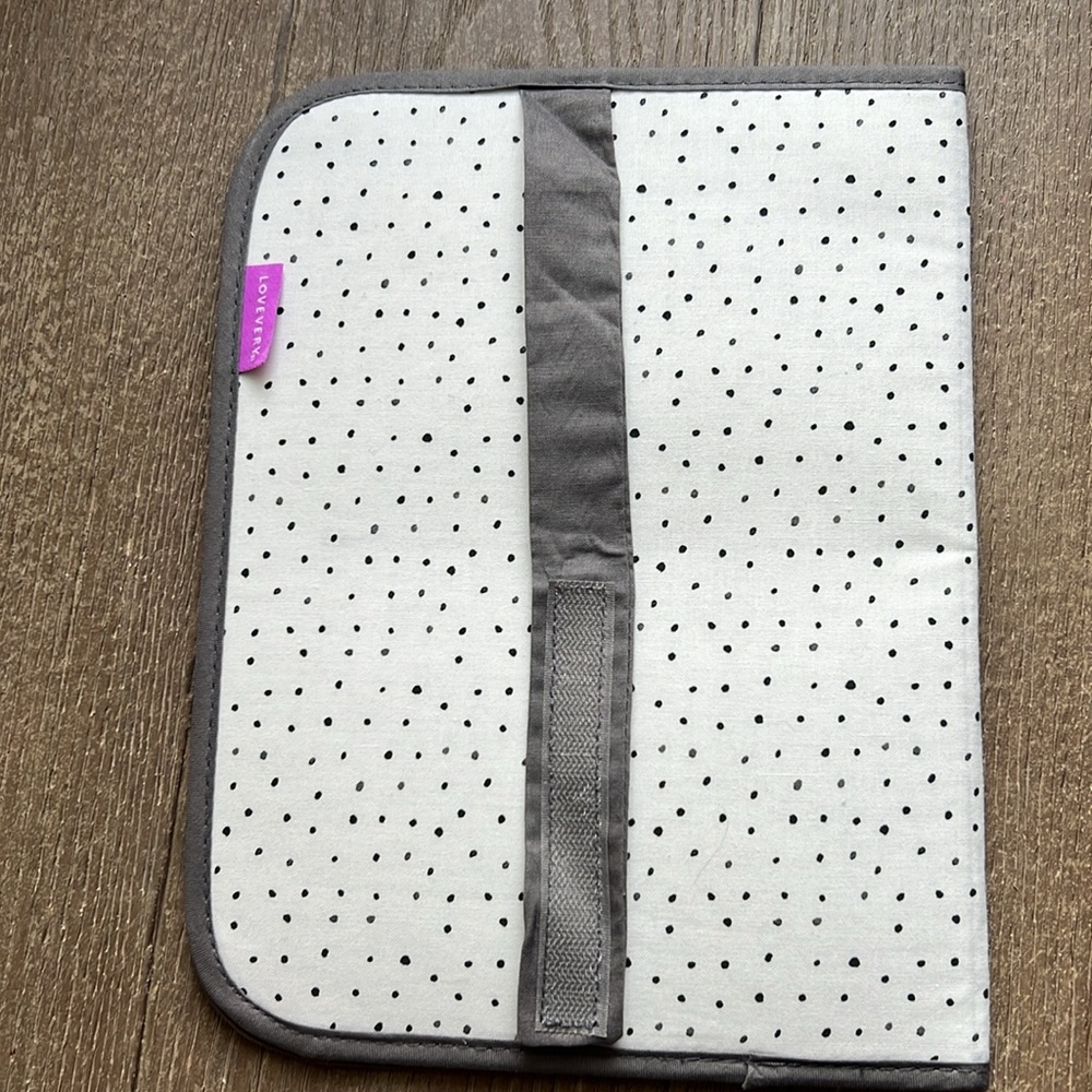 EUC Lovevery The Charmer Play Kit (3-4 months) - Partial Kit - Picture 11 of 14